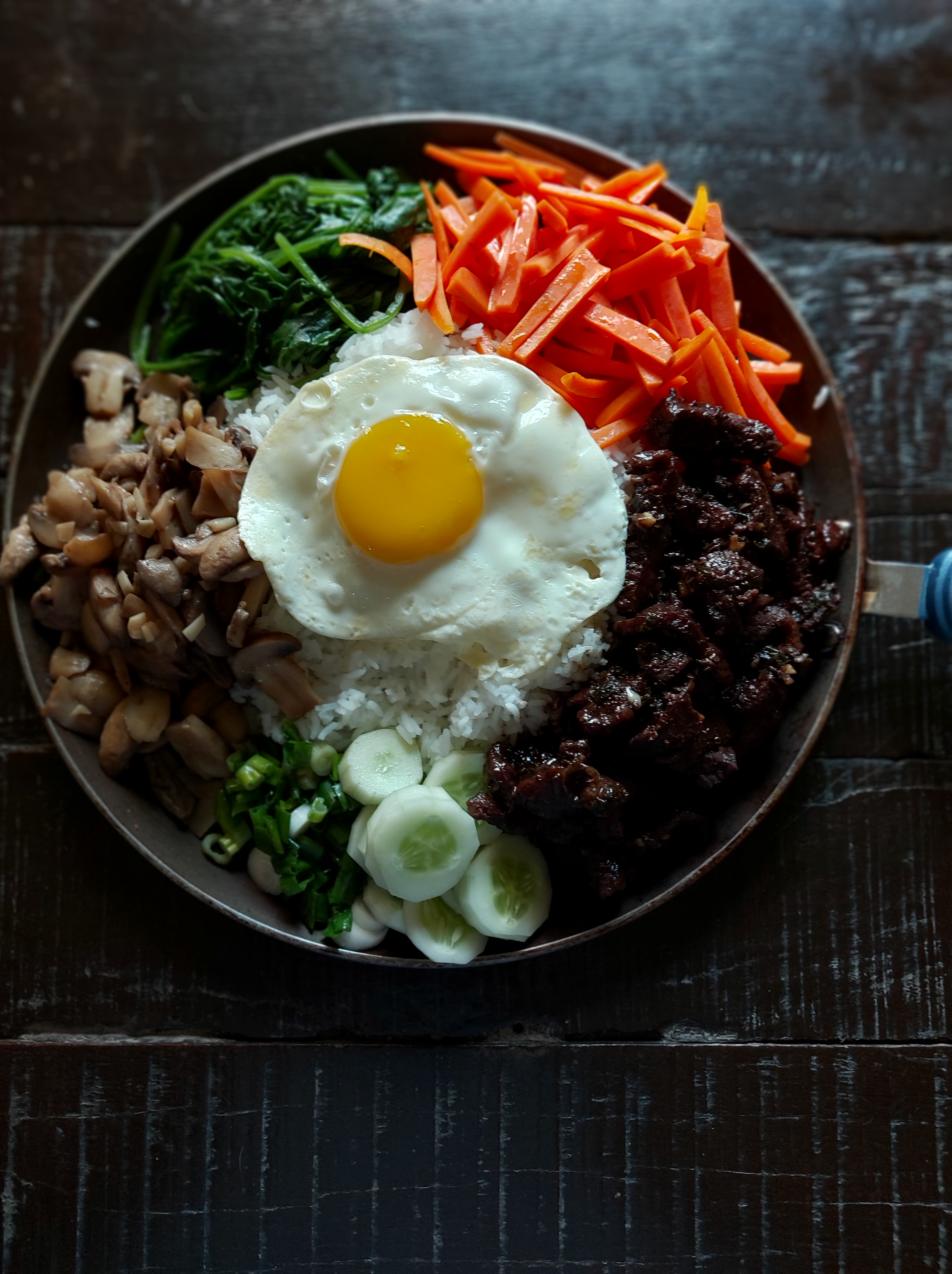 lakeside picnic bibimbap