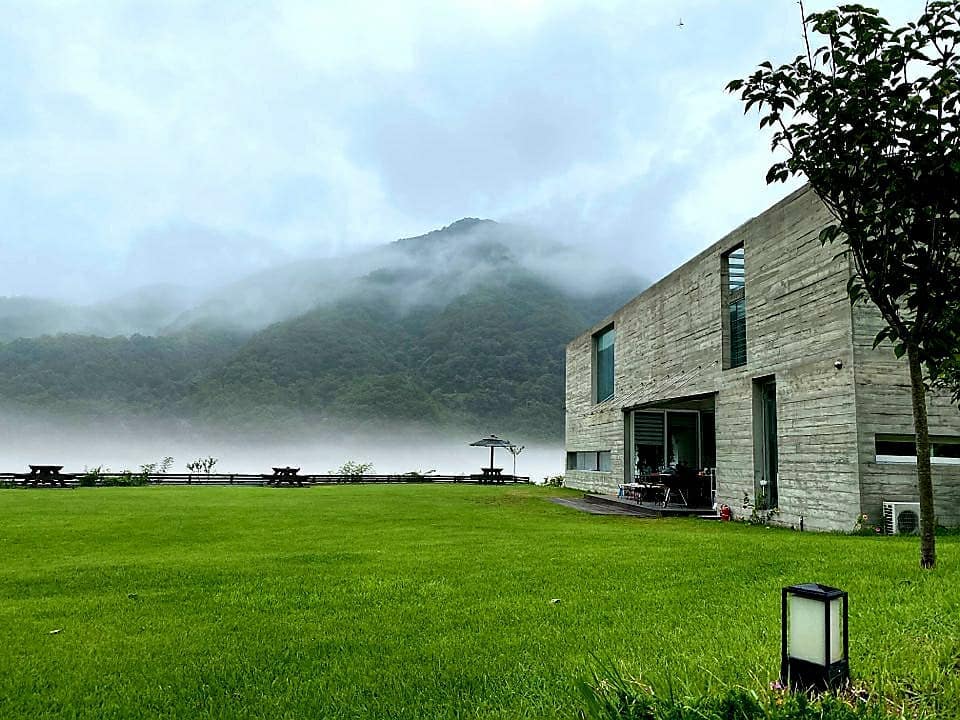 lake 192 perfect moment fog